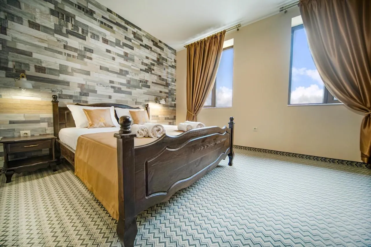 Hotel Antique - Free Private Parking Plovdiv
