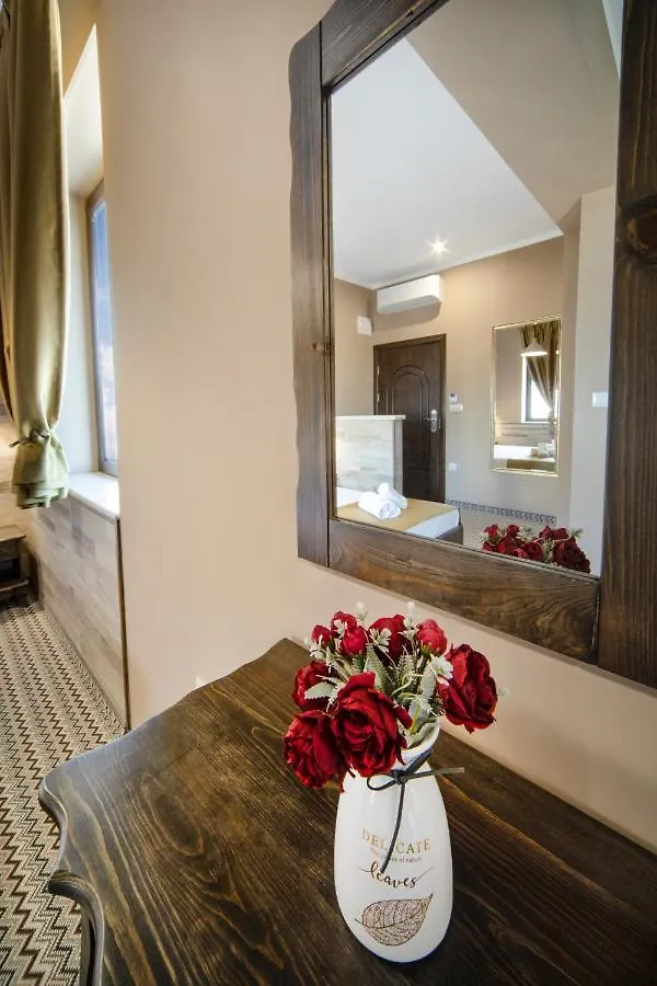 Hotel Antique - Free Private Parking Plovdiv