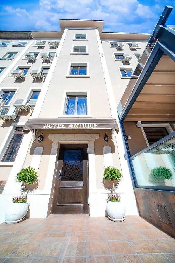 Hotel Antique - Free Private Parking Plovdiv