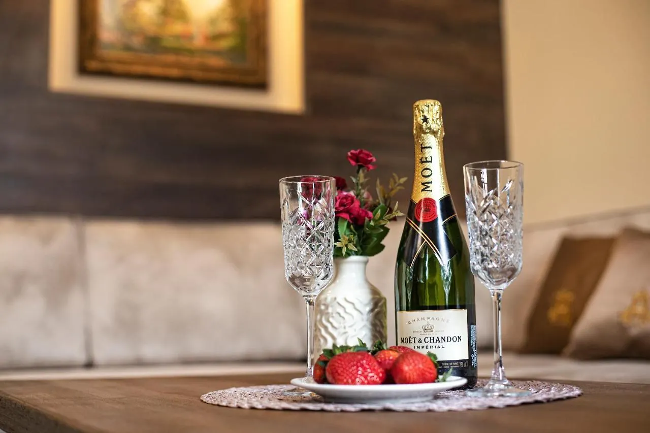Hotel Antique - Free Private Parking Plovdiv Bulgaria