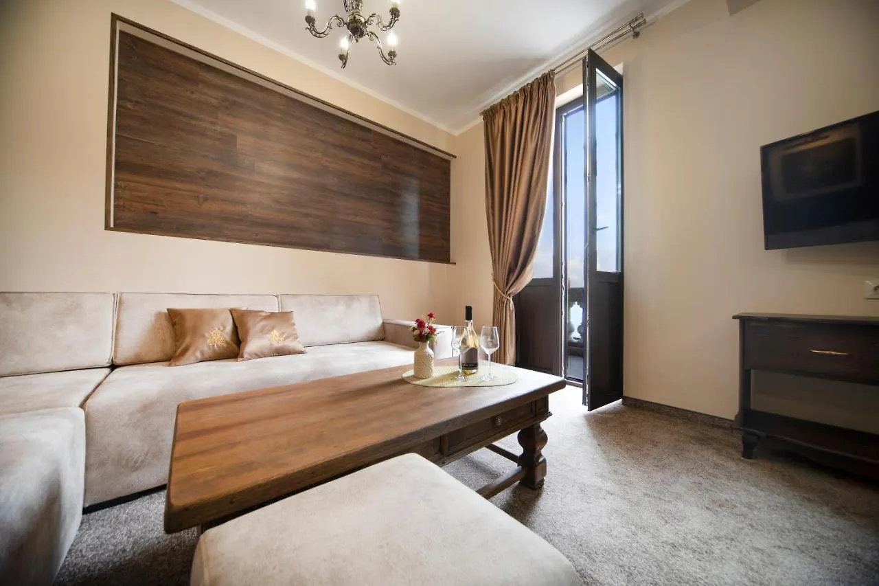 ***  Hotel Antique - Free Private Parking Plovdiv Bulgaria