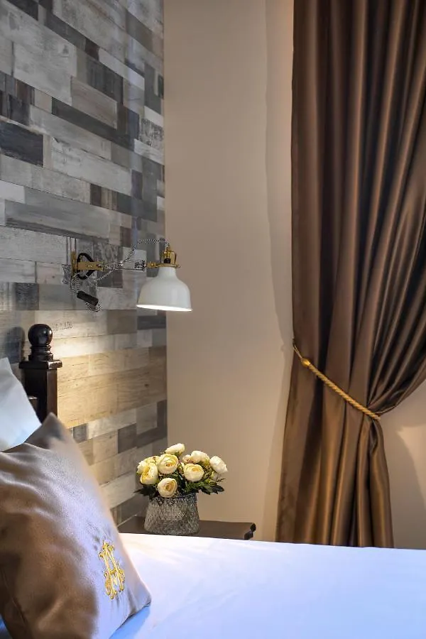 Hotel Antique - Free Private Parking Plovdiv Bulgaria
